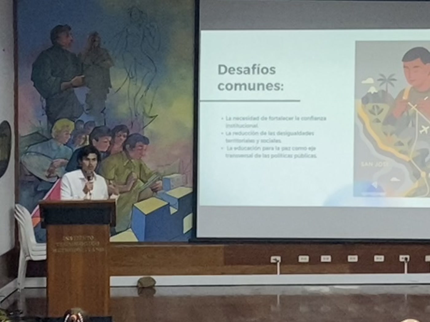 Francesco Chajii durante la apertura internacional del encuentro
